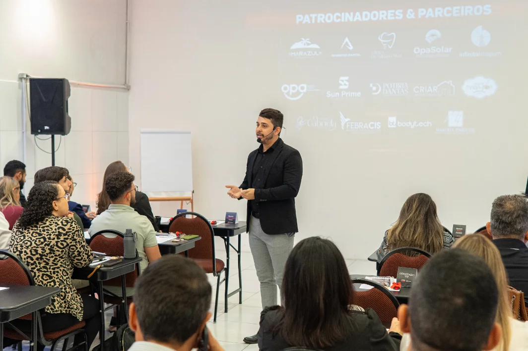 Leonardo Melo e o time PipeSales